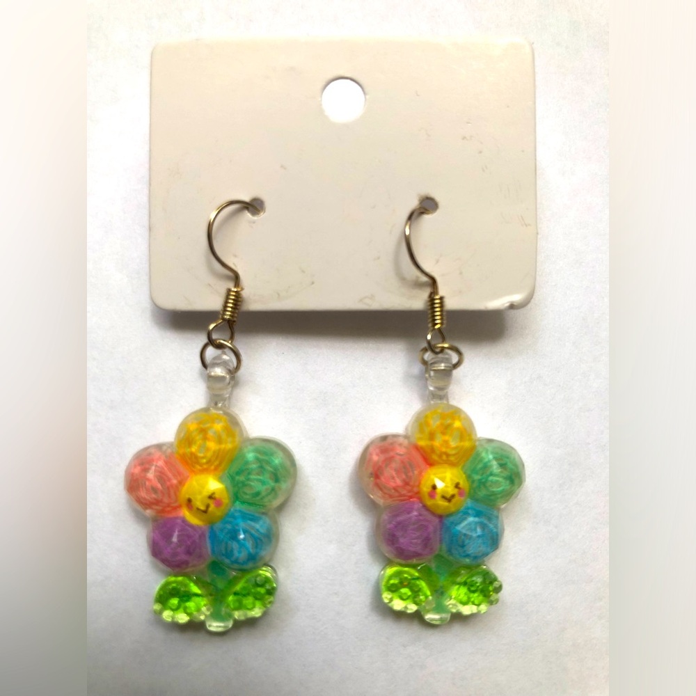 Rainbow flower NWOT earrings 🌈🌸😊